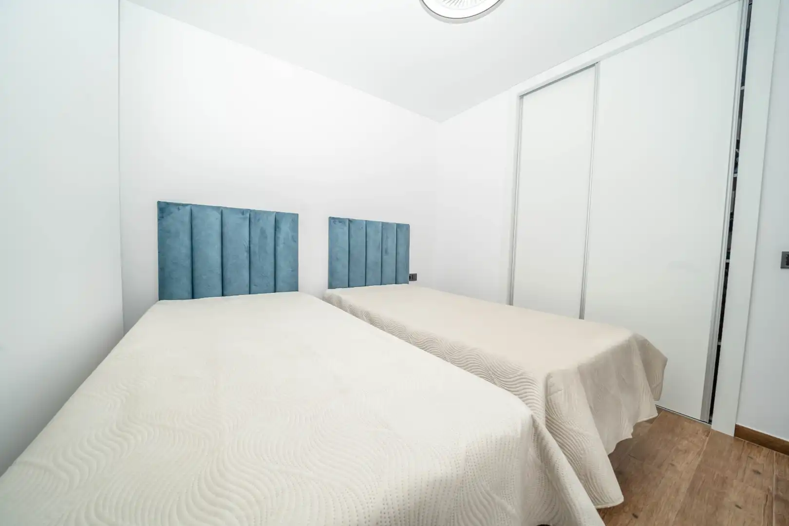 Dormitori de Apartament en venda en Los Alcázares amb Terrassa