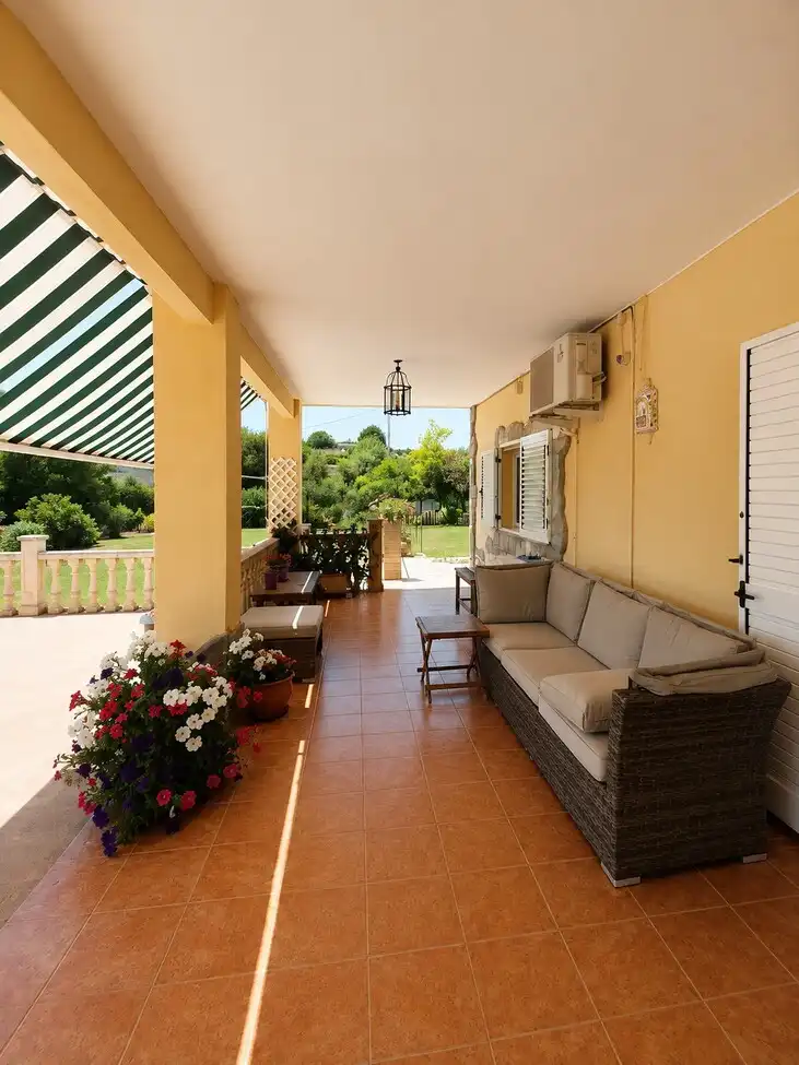 Casa en venta en Chella, imagen 3