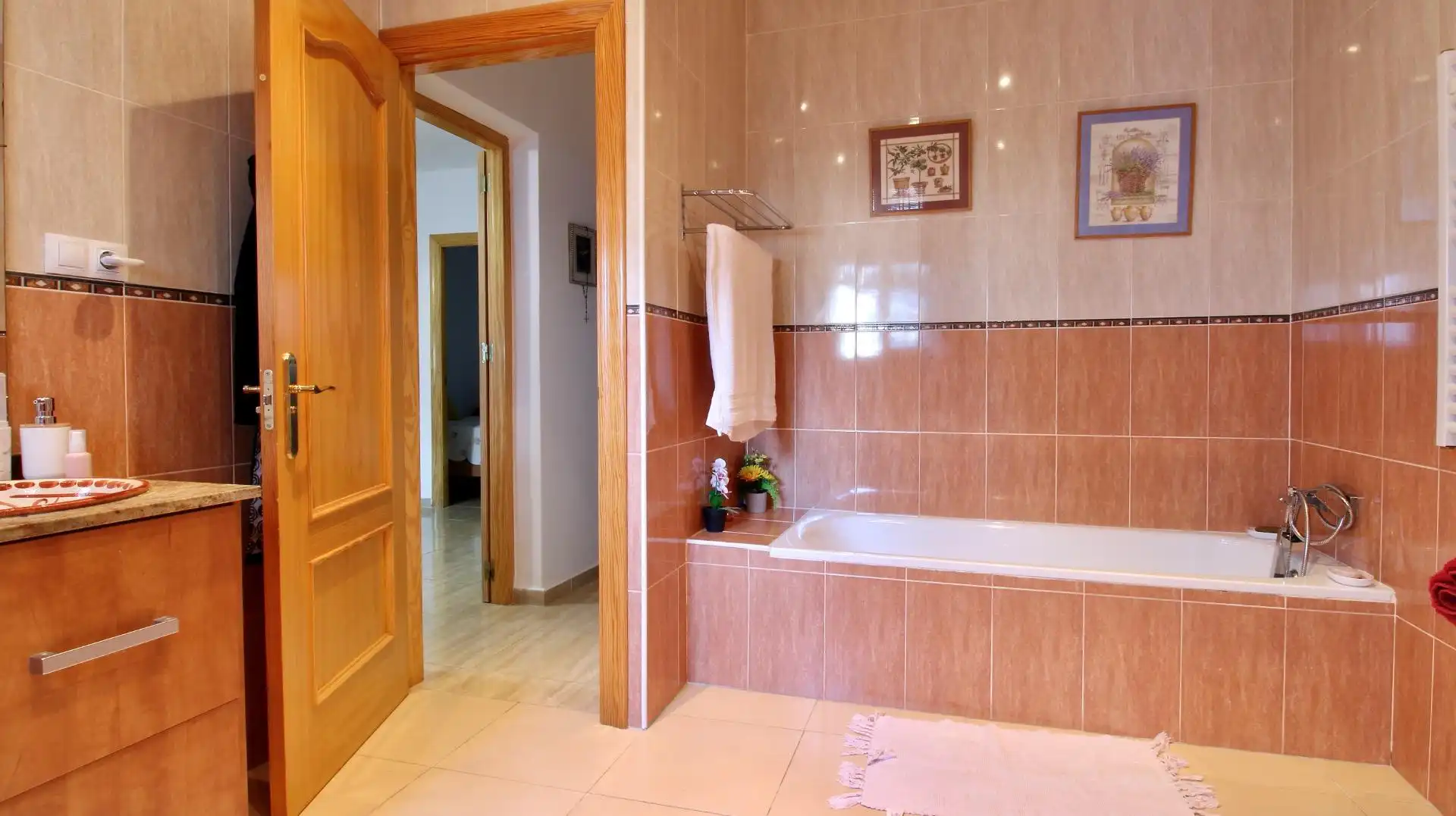 Bathroom of Houses for sale in Albuñol  with Air Conditioner, Terrace and Furnished