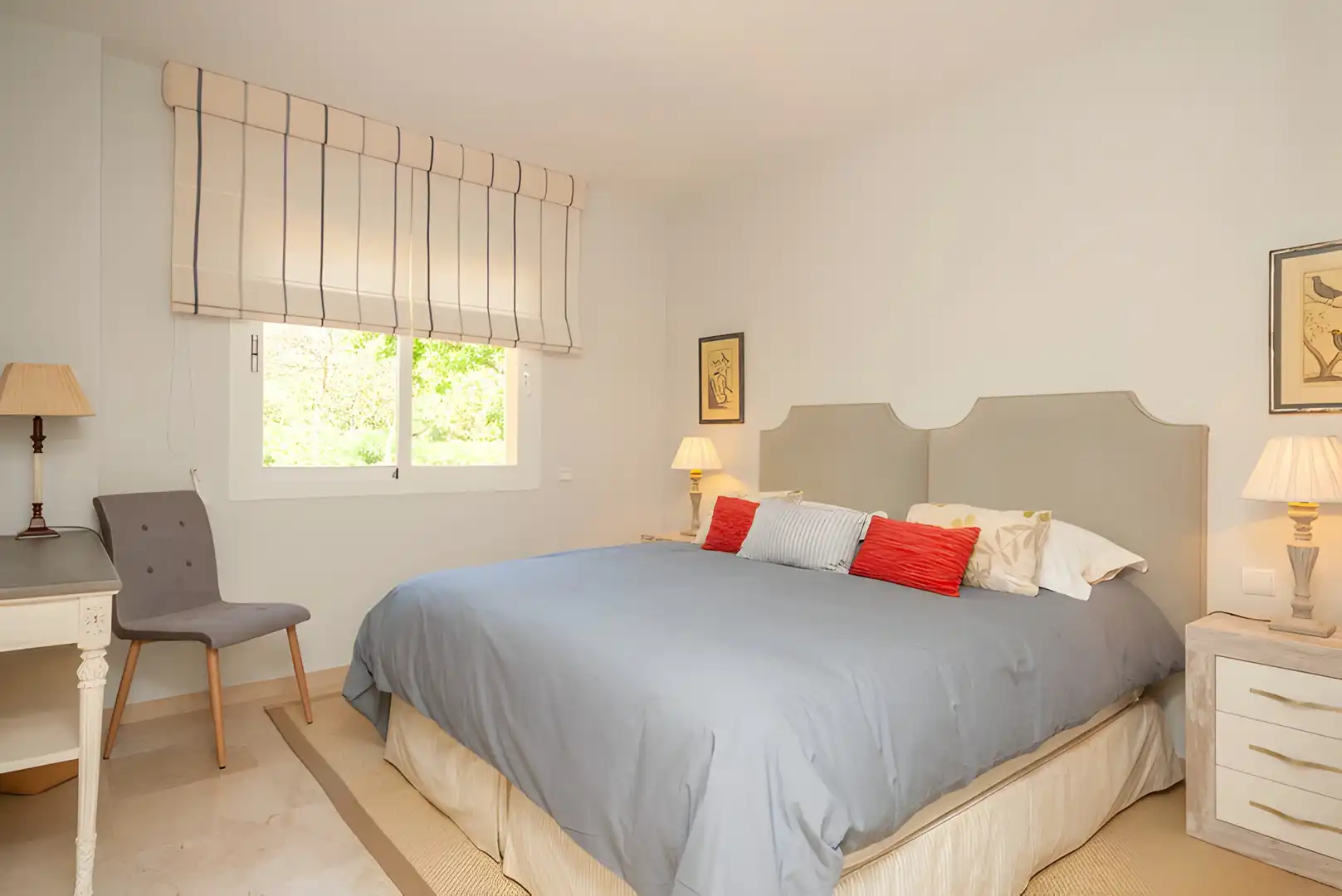 Apartment with pool for sale in Elviria - Cabopino, imagen 7