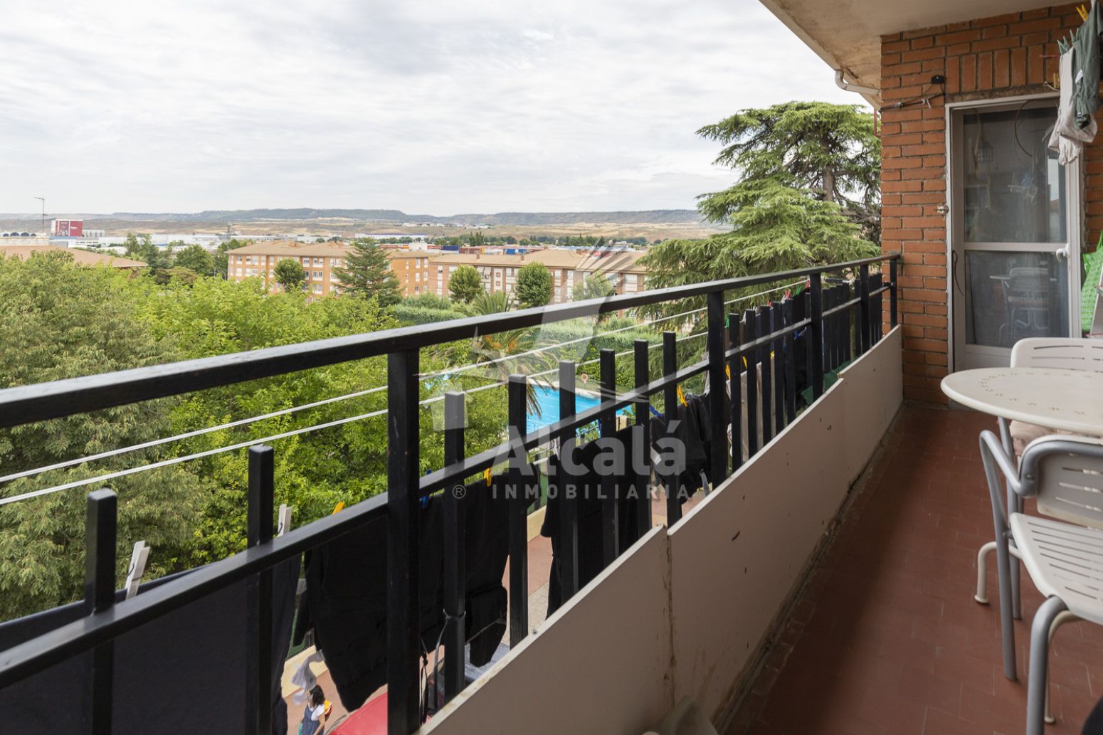 Habitación de Piso en venta en Azuqueca de Henares con Calefacción y Terraza