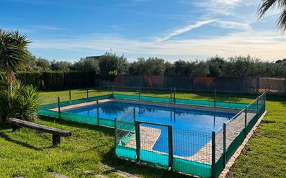 Schwimmbecken von Country house zum verkauf in Pilas mit Klimaanlage, Heizung und Privatgarten