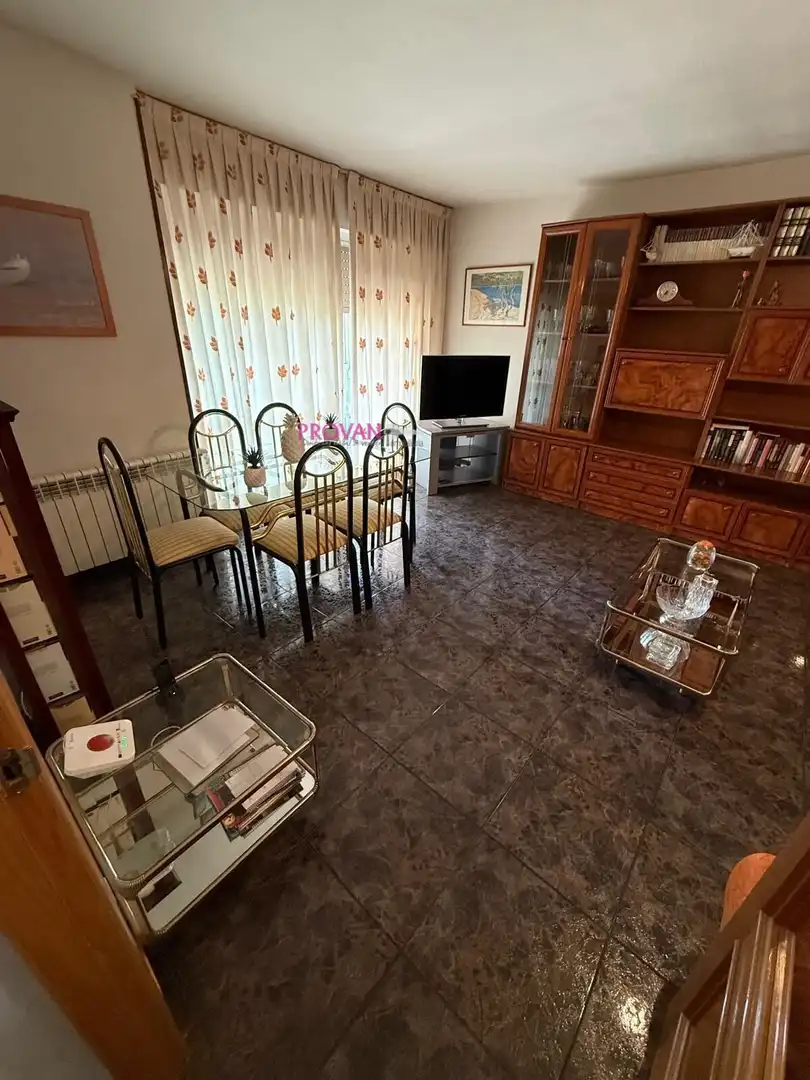 Living room of Flat for sale in Alcalá de Henares  with Heating, Terrace and Storage room