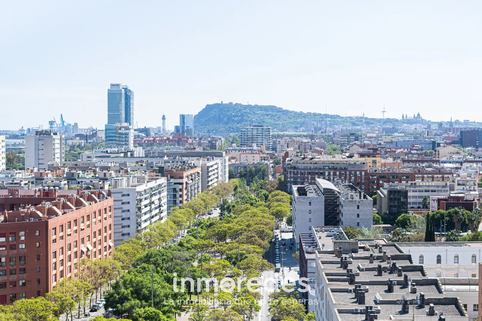 Vista exterior de Pis en venda en Barcelona amb Aire condicionat, Calefacció i Parquet