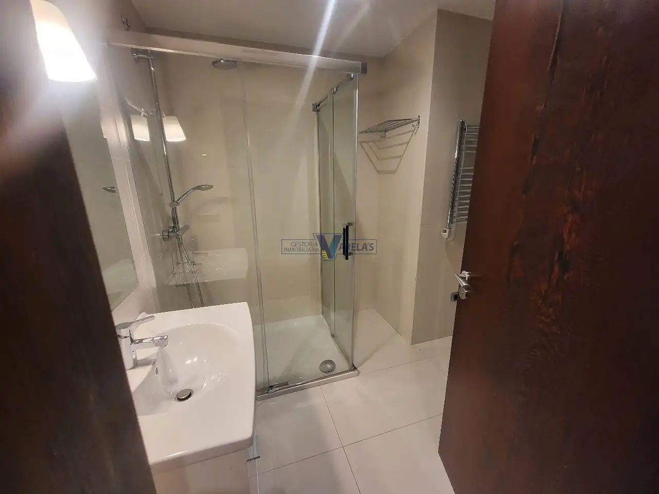 Badezimmer von Maisonette zum Verkauf in Ourense Capital  mit Heizung, Terrasse und Haustechnik