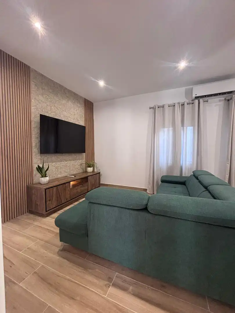Wohnzimmer von Wohnung zur Miete in Granada mit Klimaanlage, Möbliert und Balkon