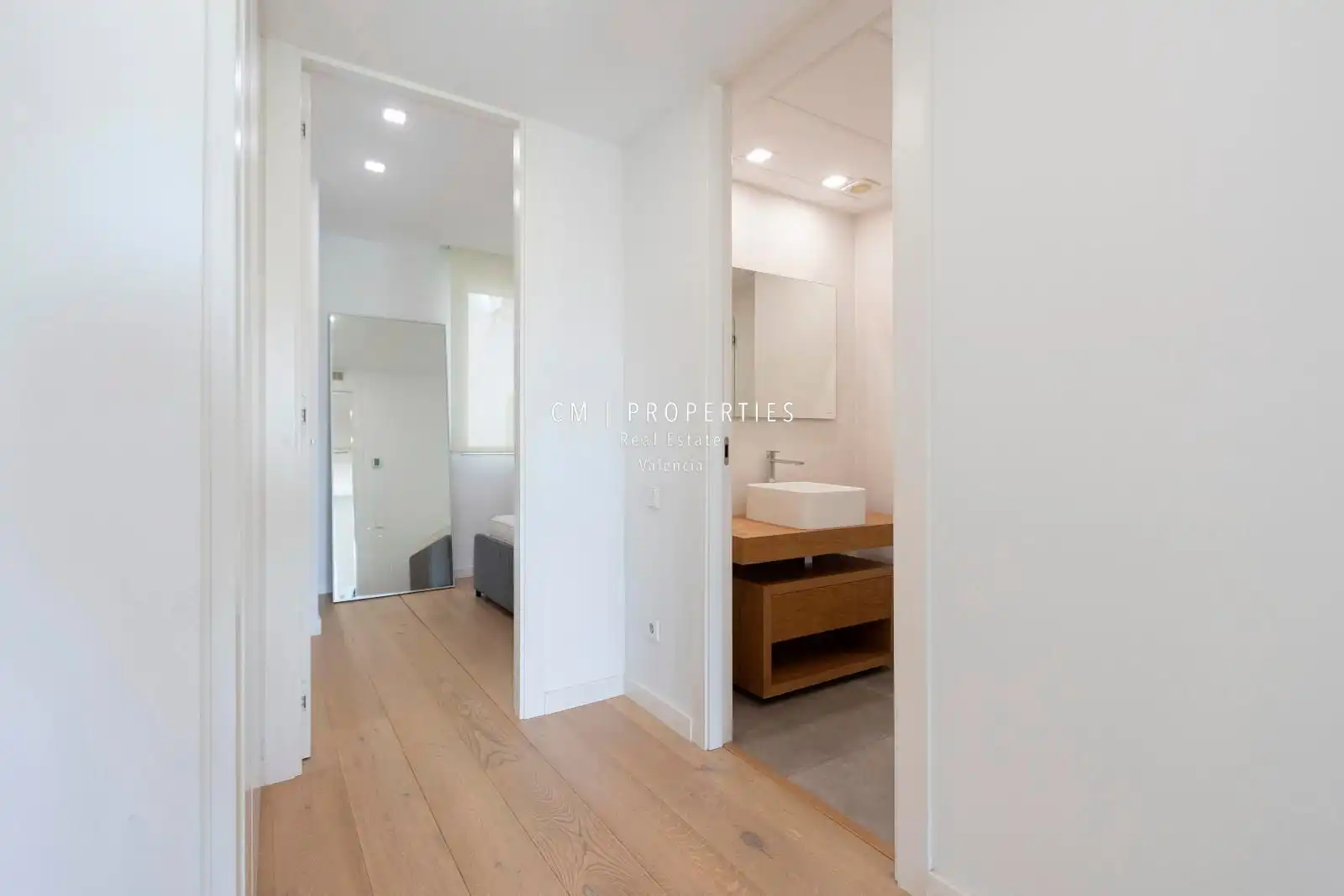 Piso de alquiler en Alameda, Exposició