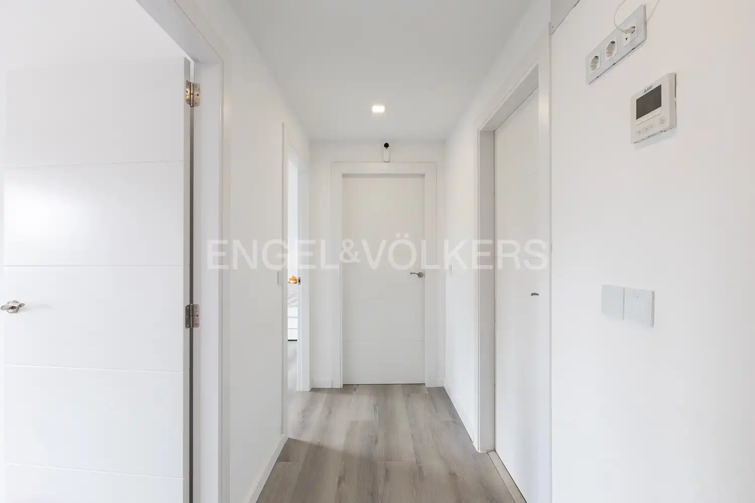 Houses for sale in L'Eliana  with Air Conditioner, Heating and Private garden