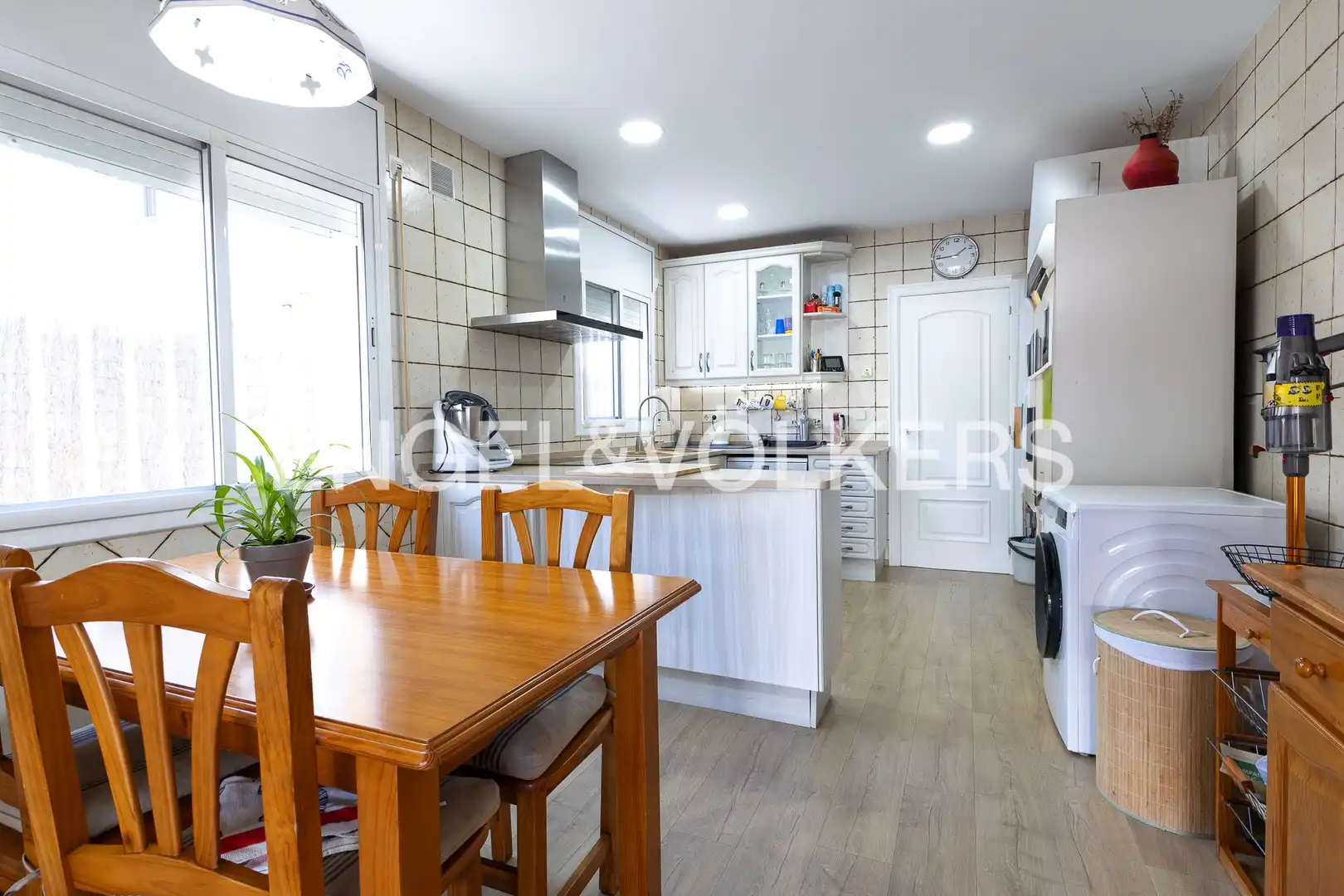 Kitchen of Houses for sale in Sant Fost de Campsentelles  with Air Conditioner, Heating and Private garden