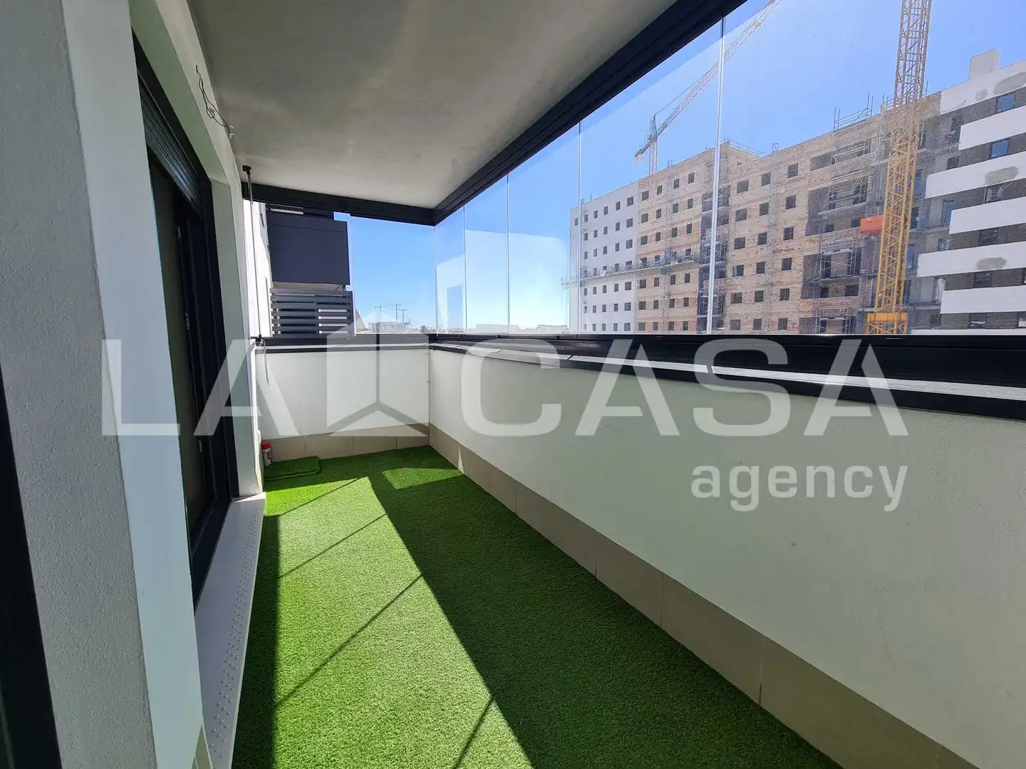 Piso en venta en Entrenúcleos