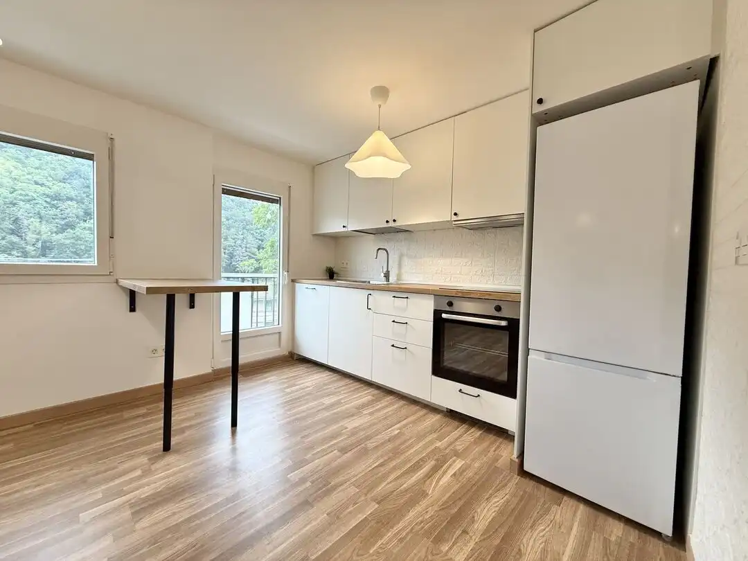 Piso con terraza en venta en Iñiguez de Karkizano, imagen 2