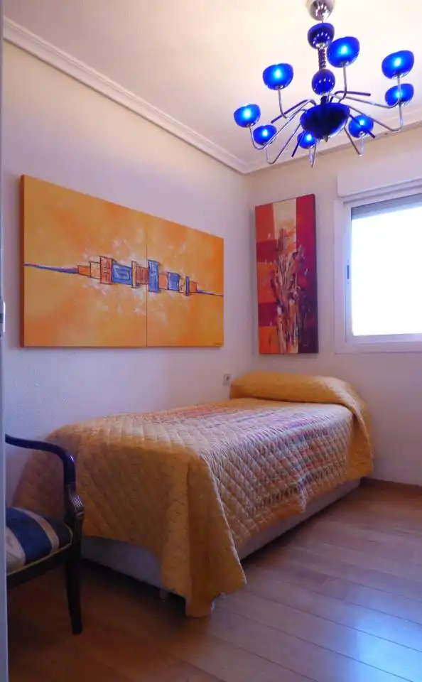Bedroom of Flat for sale in Benidorm  with Air Conditioner, Furnished and Community pool
