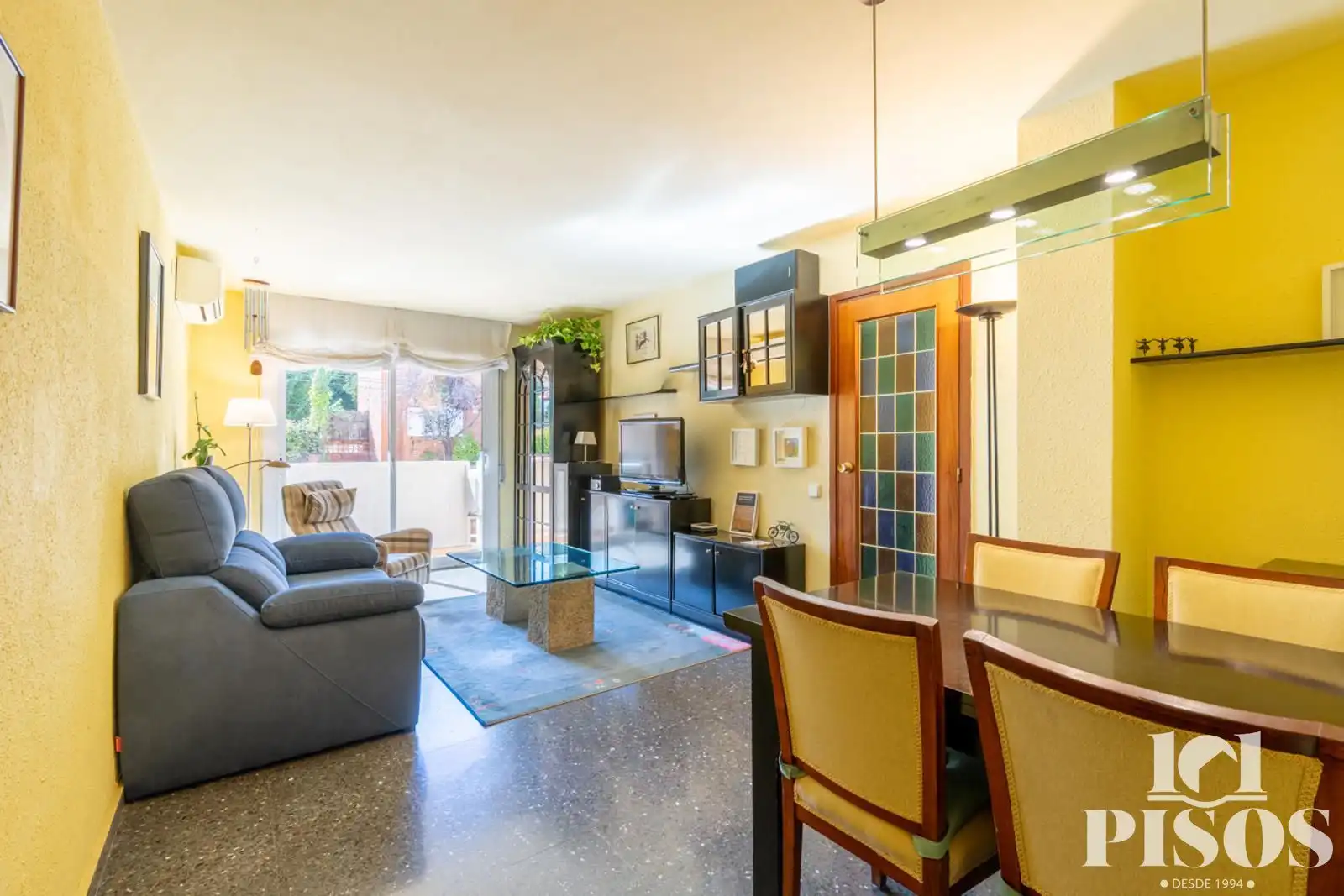 Sala de estar de Piso en venta en Sant Domènec