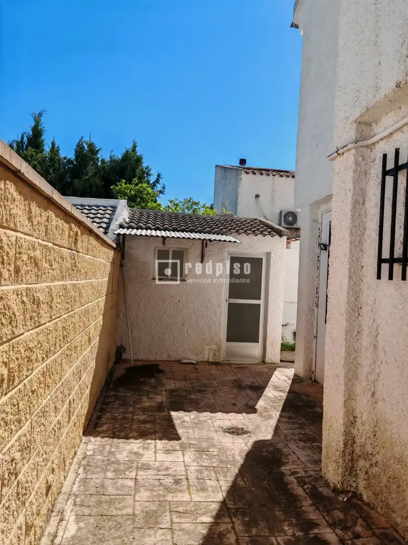 Vista exterior de Casa o xalet en venda en Las Torres de Cotillas amb Aire condicionat, Jardí privat i Piscina