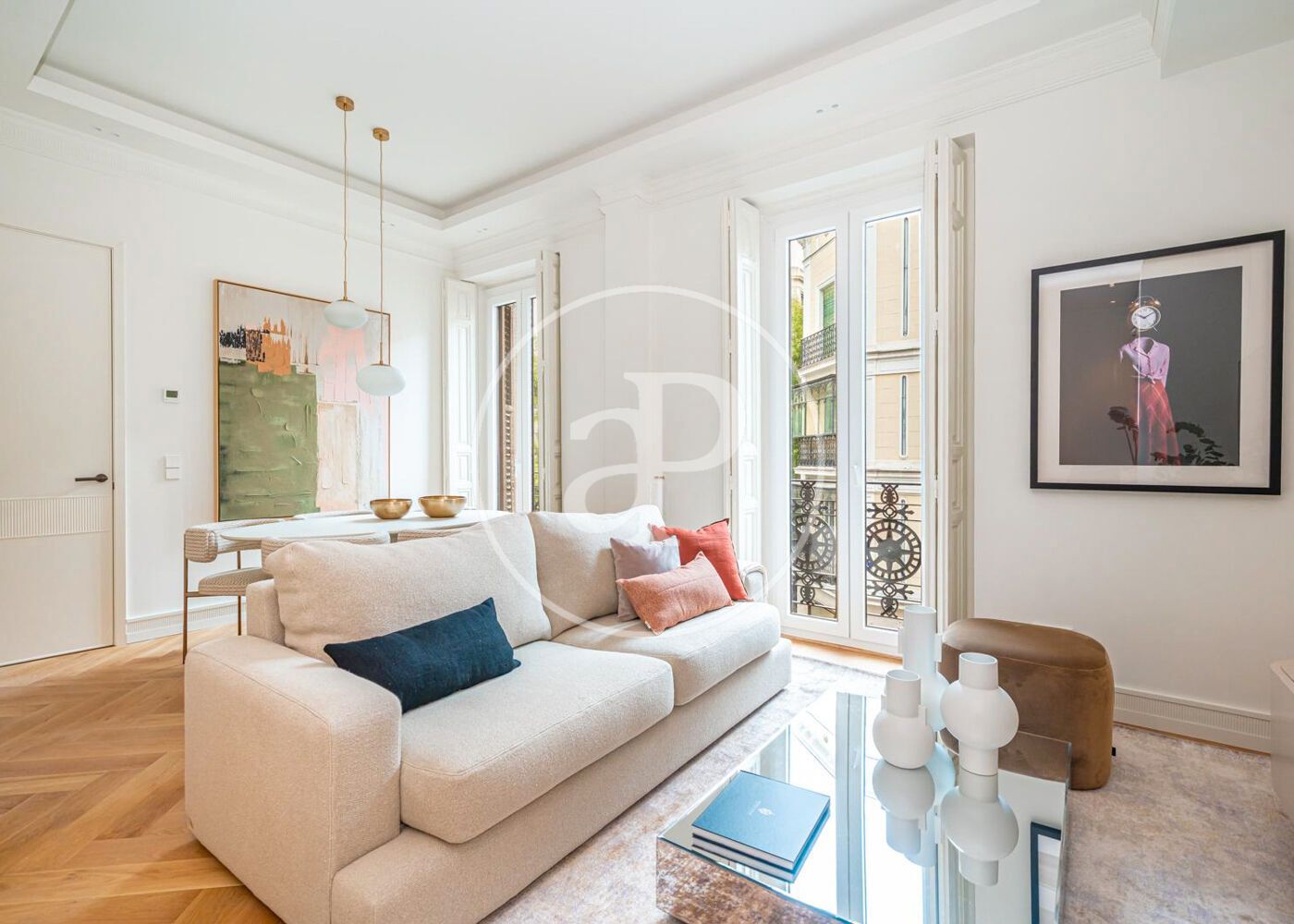 Living room of Flat to rent in  Madrid Capital  with Air Conditioner, Heating and Furnished