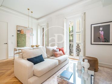 Wohnung mit Balkon zur Miete in C. de Hermosilla