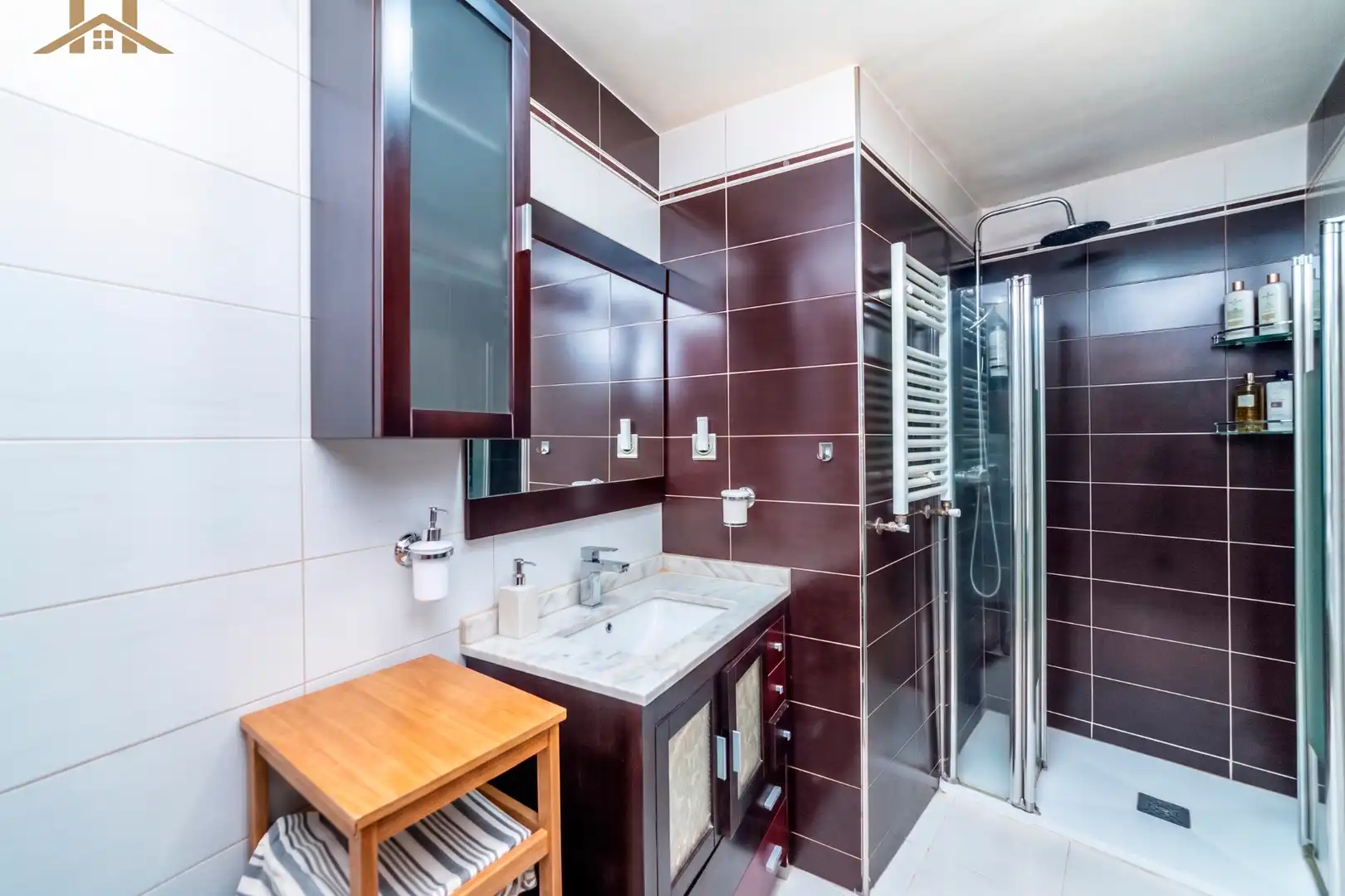 Badezimmer von Erdgeschoss zum Verkauf in Leganés mit Klimaanlage und Heizung