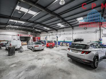 Nave industrial en venta en Velilla de San Antonio
