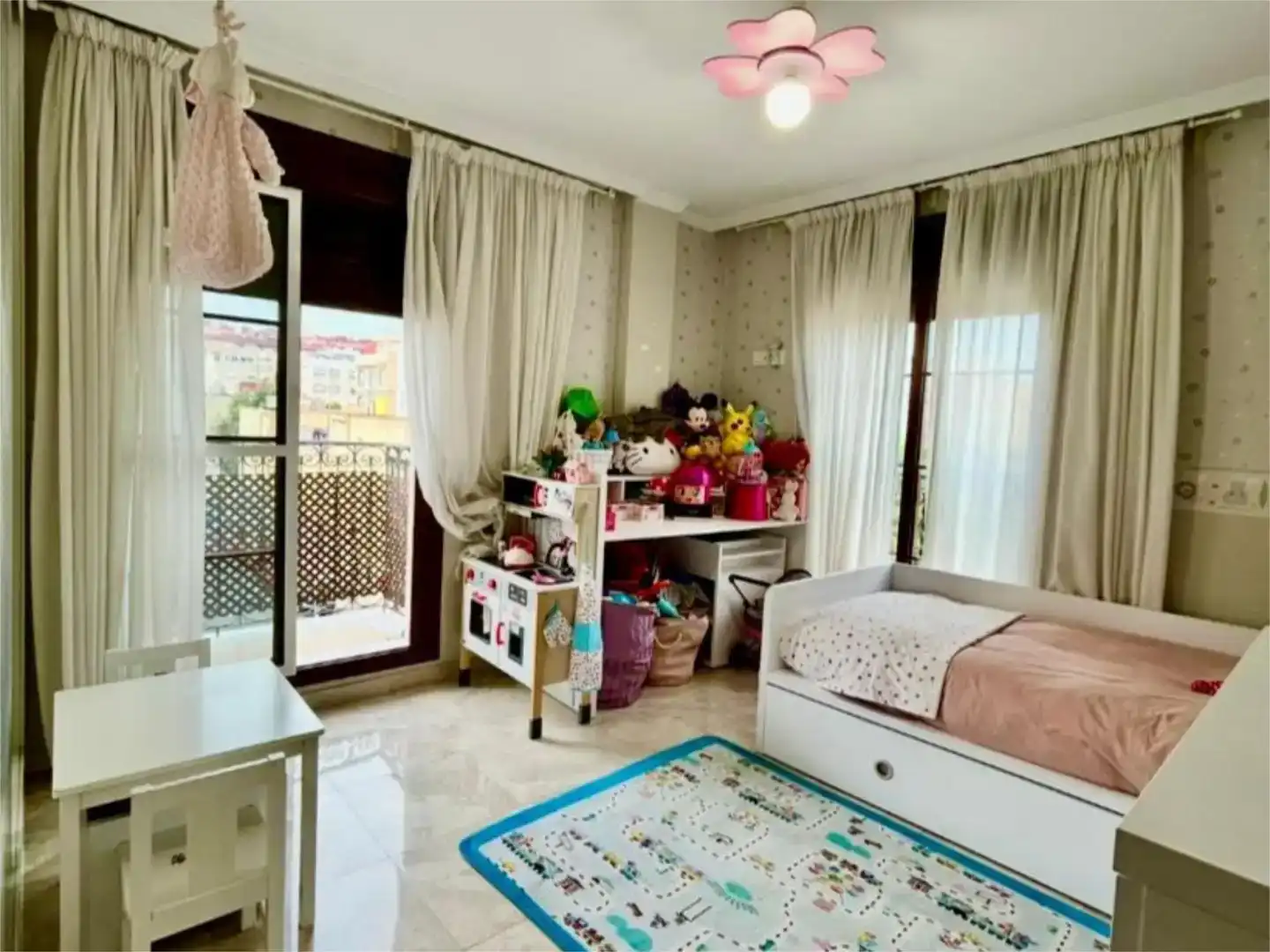 Bedroom of Flat for sale in  Melilla Capital  with Air Conditioner and Balcony