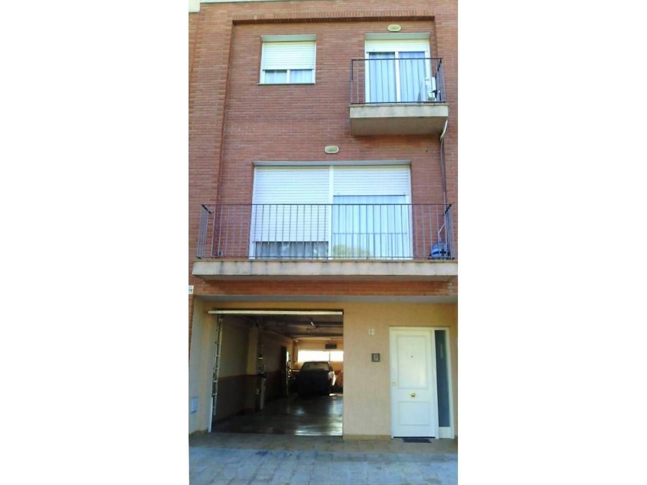 Exterior view of Single-family semi-detached for sale in Valls  with Air Conditioner, Private garden and Terrace
