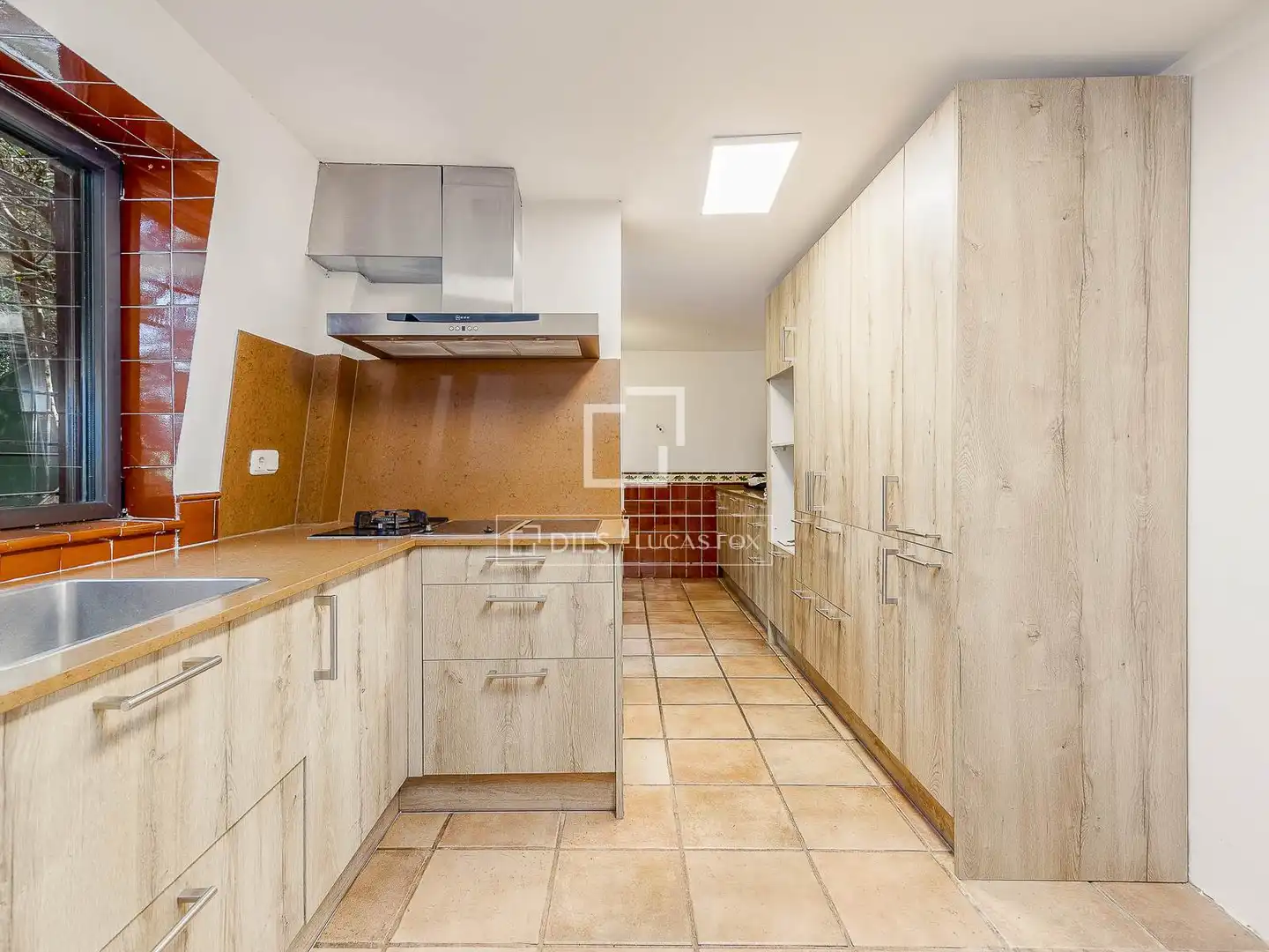 Cocina de Casa o chalet en venta en Barcelona con Aire acondicionado, Calefacción y Jardín privado