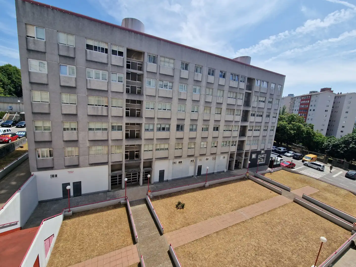 Außenansicht von Wohnung zum Verkauf in Ferrol mit Terrasse und Abstellraum