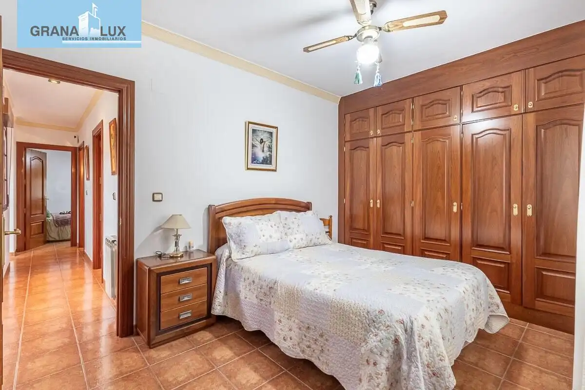 Chalet en venta en Calle de la Virgen del Rocío, imagen 18
