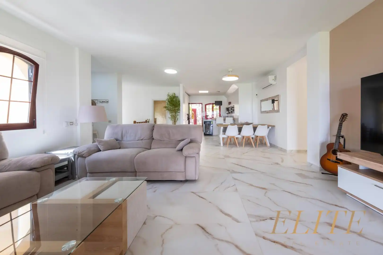 Sala d'estar de Casa o xalet en venda en Salobre Golf