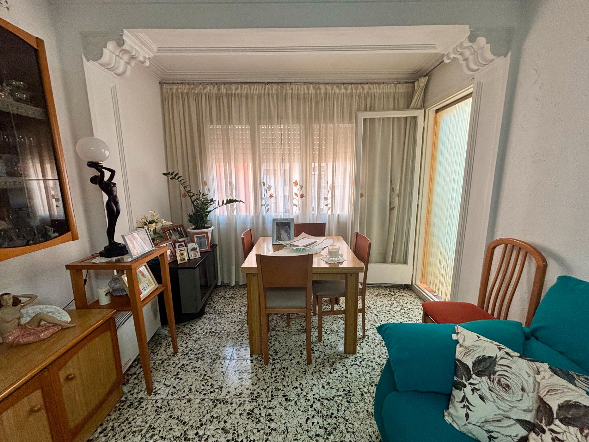 Dining room of Flat for sale in L'Hospitalet de Llobregat  with Balcony
