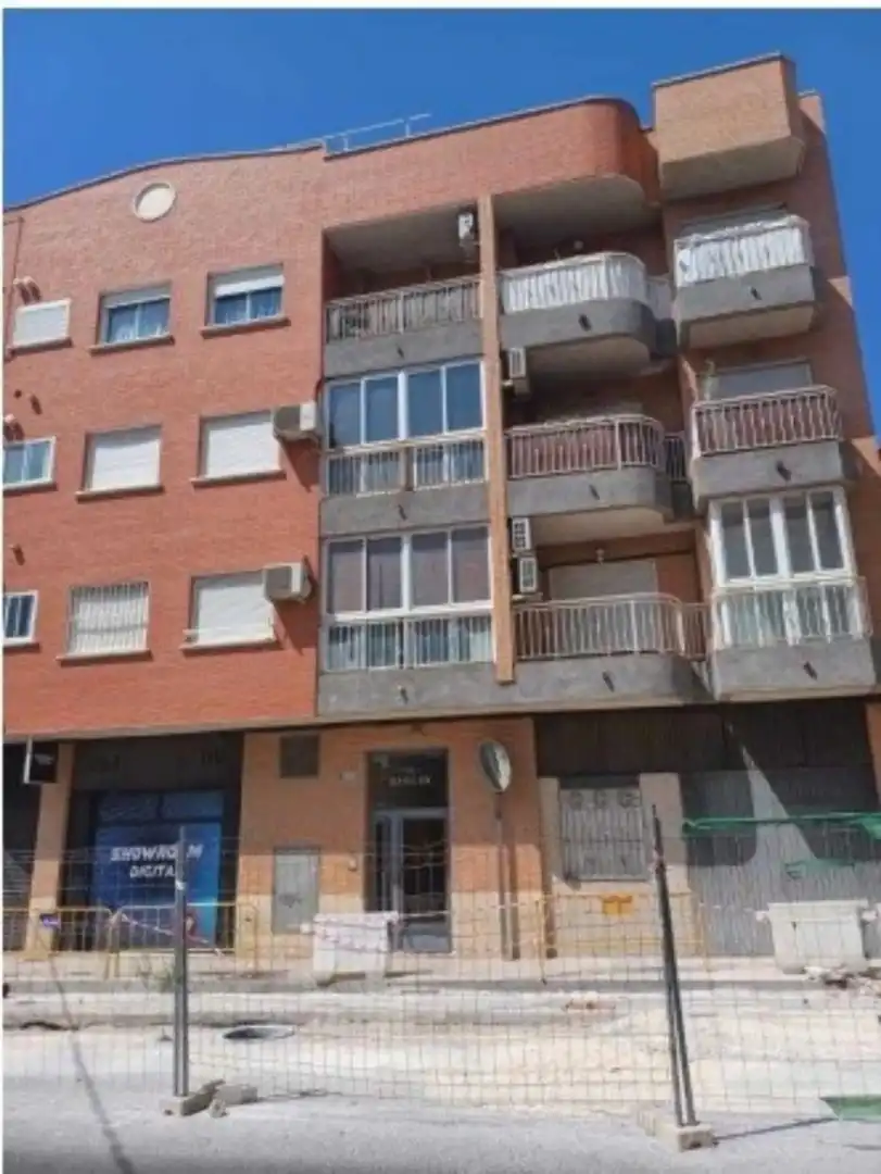 Business premises for sale in Avenida Poeta Julián Andúgar 59, imagen 2