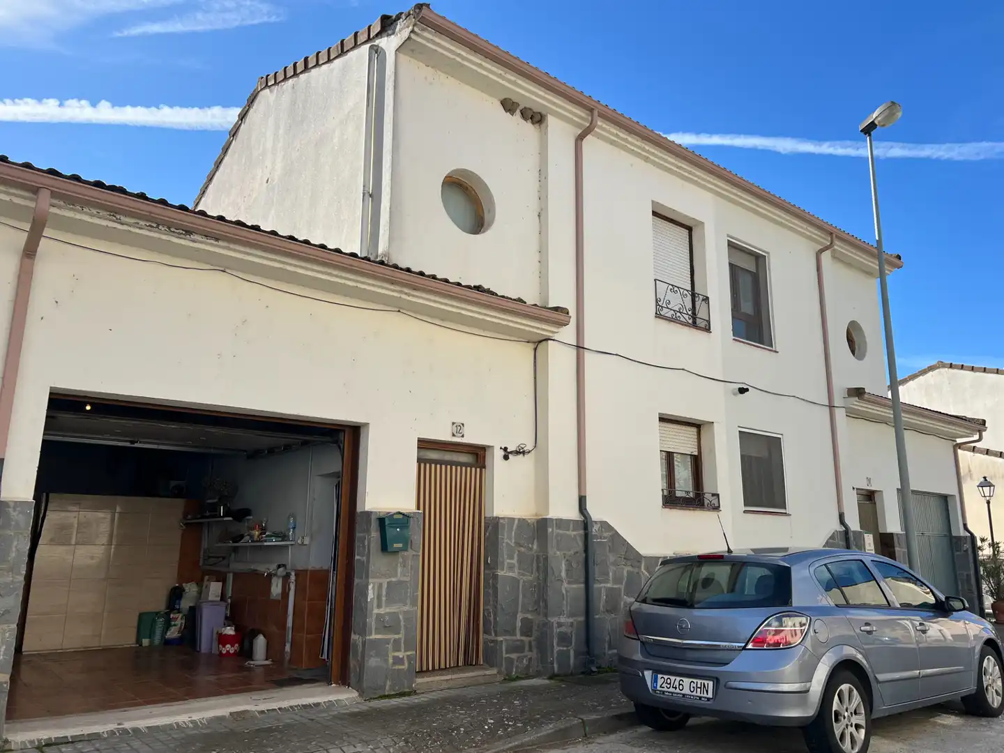 Vista exterior de Casa adosada en venda en Santa Cilia amb Calefacció, Jardí privat i Moblat