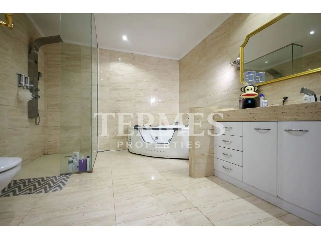 Badezimmer von Haus oder Chalet zur Miete in Castelldefels mit Klimaanlage, Privatgarten und Terrasse