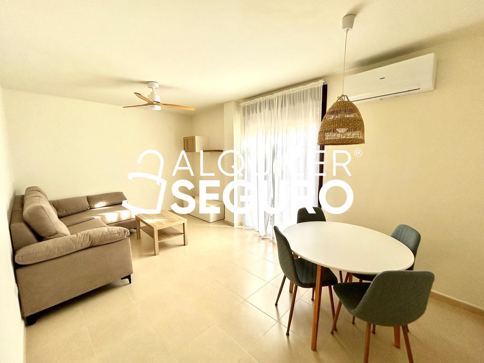 Living room of Flat to rent in Churriana de la Vega  with Air Conditioner, Storage room and Furnished