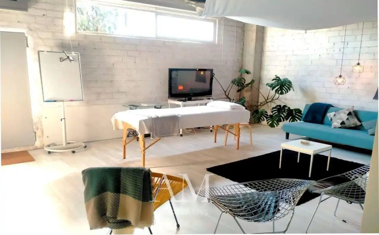 Sala d'estar de Local en venda en Pontevedra Capital 