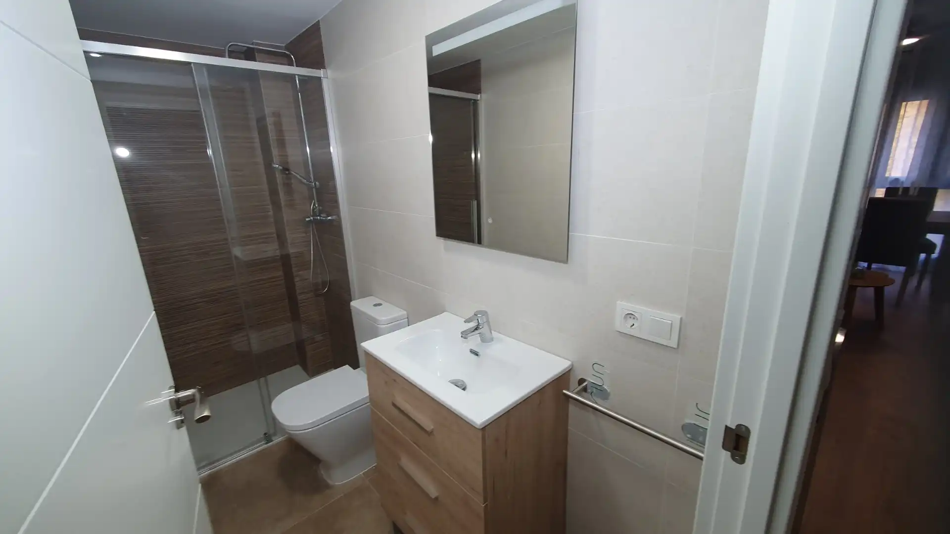 Baño de Piso de alquiler en Elda con Amueblado y Lavadora