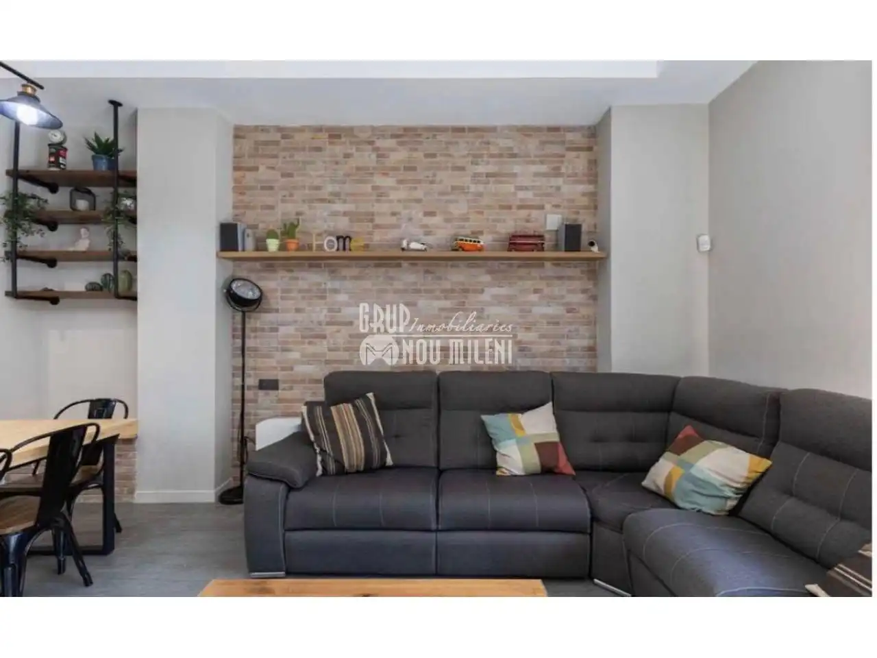Terraced house with pool for sale in Benicalap, imagen 6