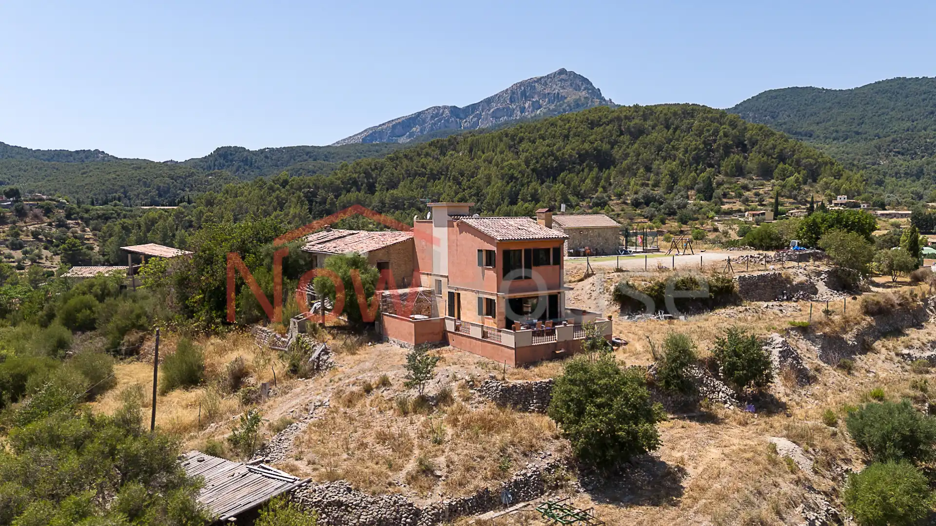 Casa adosada en venda en Puigpunyent amb Aire condicionat, Calefacció i Jardí privat