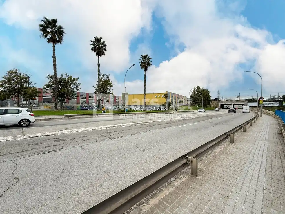 Exterior view of Industrial buildings for rent in Vilanova i la Geltrú