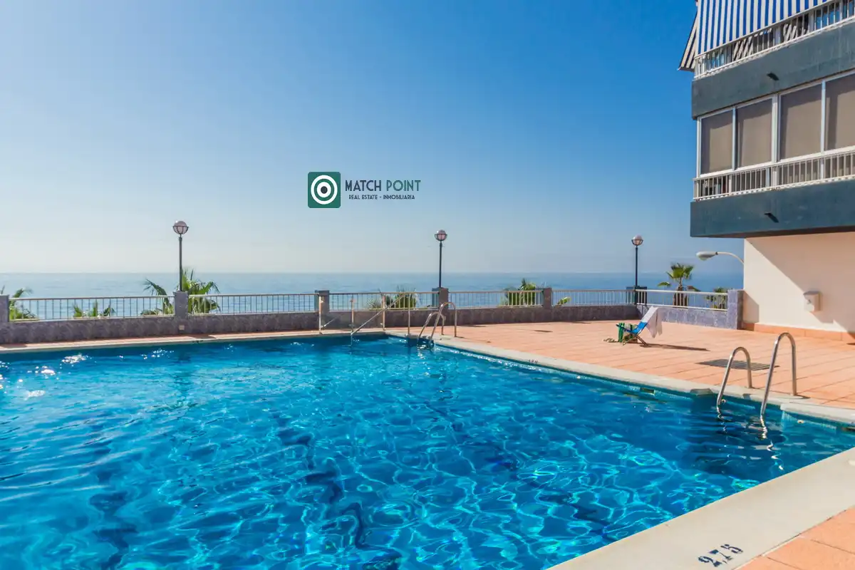 Swimming pool of Flat for rent in Almuñécar  with Furnished
