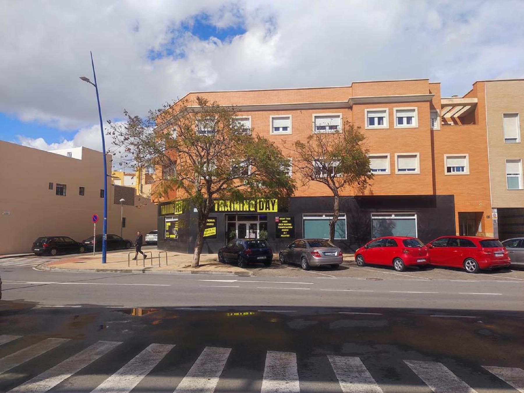 Vista exterior de Pis en venda en  Almería Capital amb Terrassa