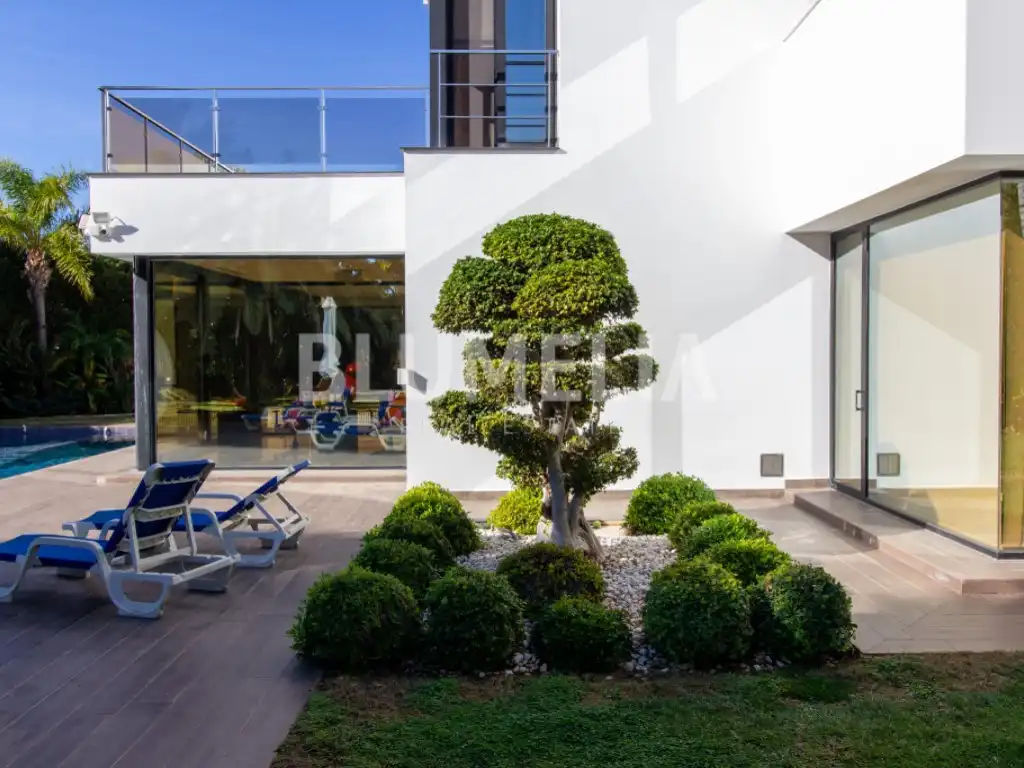 Houses for sale in Calle Tejo, Montgó - Ermita