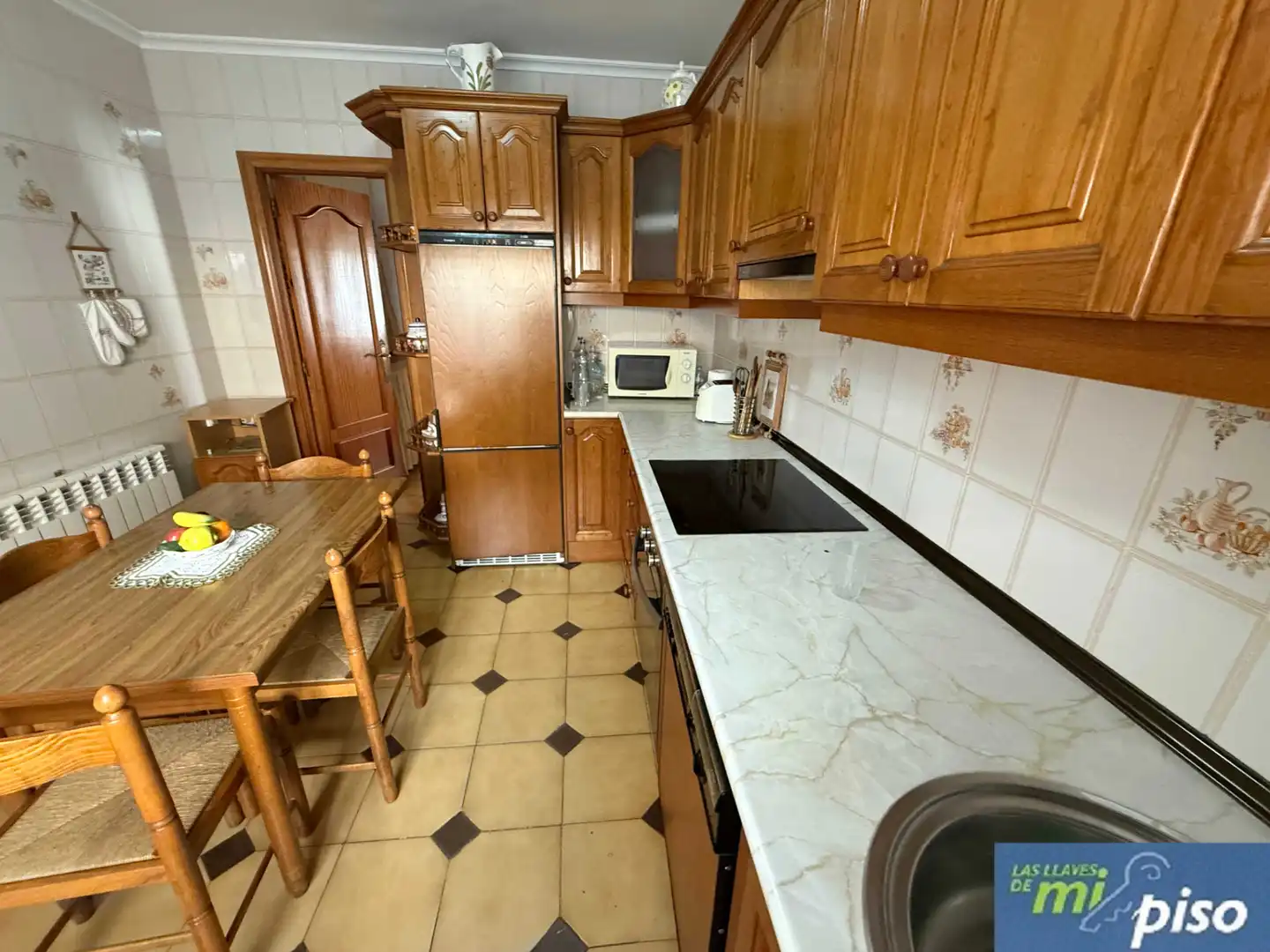 Cocina de Casa o chalet en venta en Valladolid con Calefacción, Jardín privado y Parquet