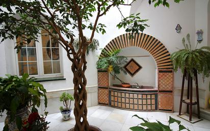 House or chalet for sale in  Sevilla Capital  with Air Conditioner