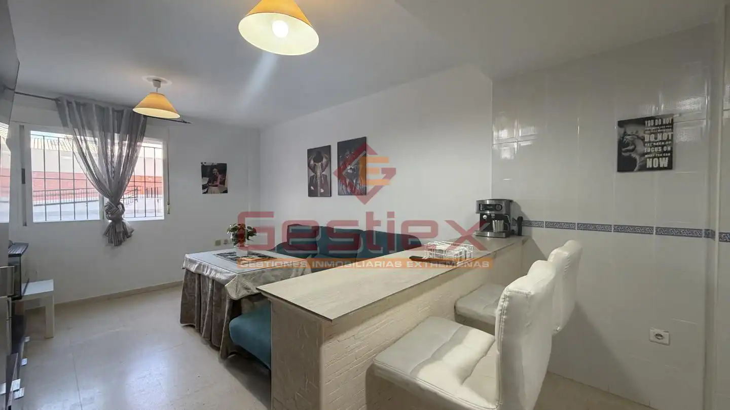 Erdgeschosswohnung mit Aufzug zur Miete in Almendralejo, imagen 2