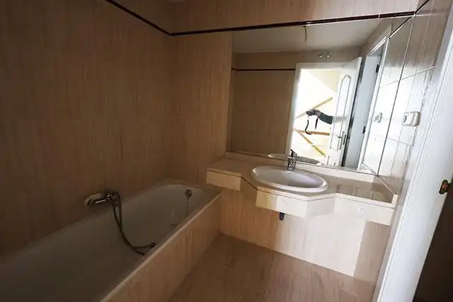 Bany de Casa o xalet en venda en Moralzarzal amb Calefacció, Jardí privat i Terrassa