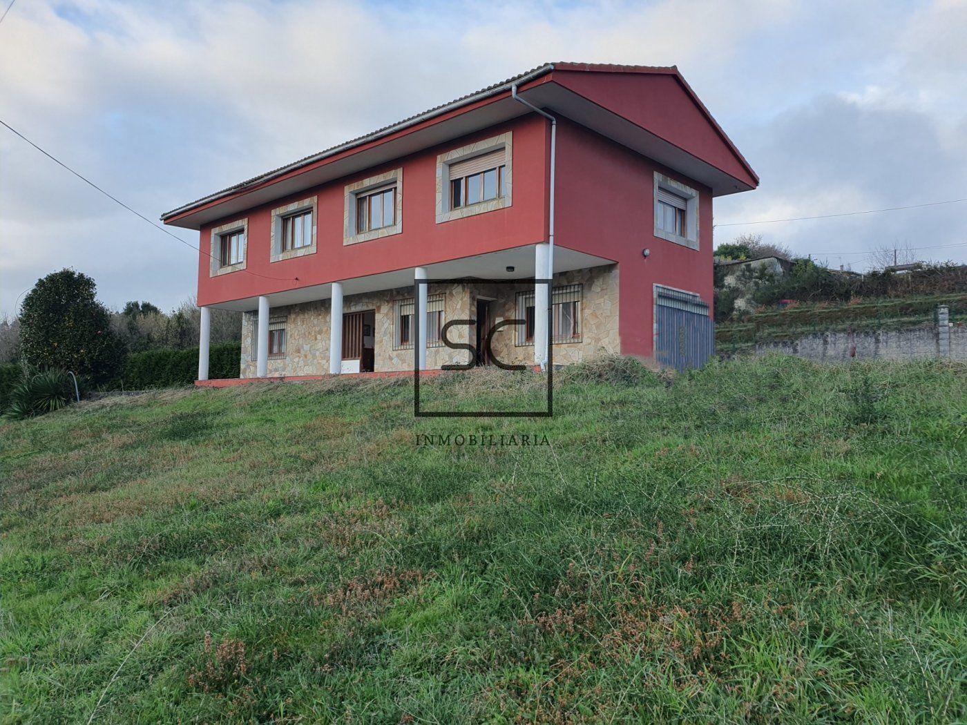 Vista exterior de Casa o xalet en venda en Cesuras amb Calefacció, Terrassa i Traster