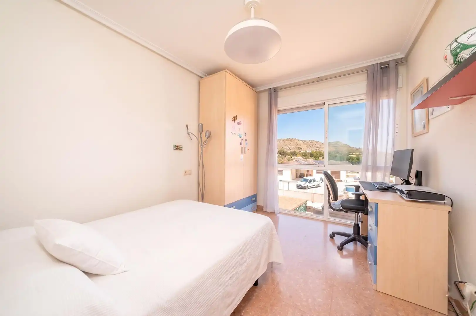 Dormitori de Casa adosada en venda en Aspe amb Piscina comunitària
