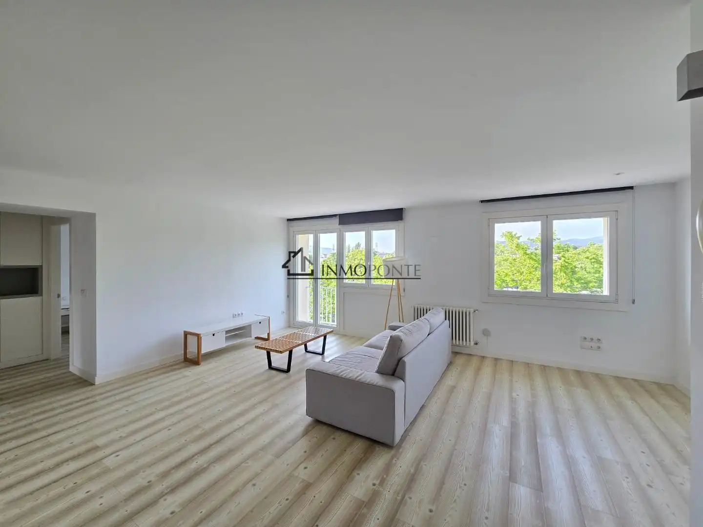 Sala de estar de Piso en venta en Pontevedra Capital  con Calefacción, Horno y Lavadora