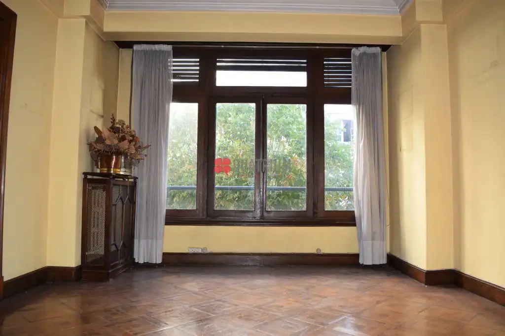 Wohnzimmer von Gebäude zum Verkauf in Santiago de Compostela 