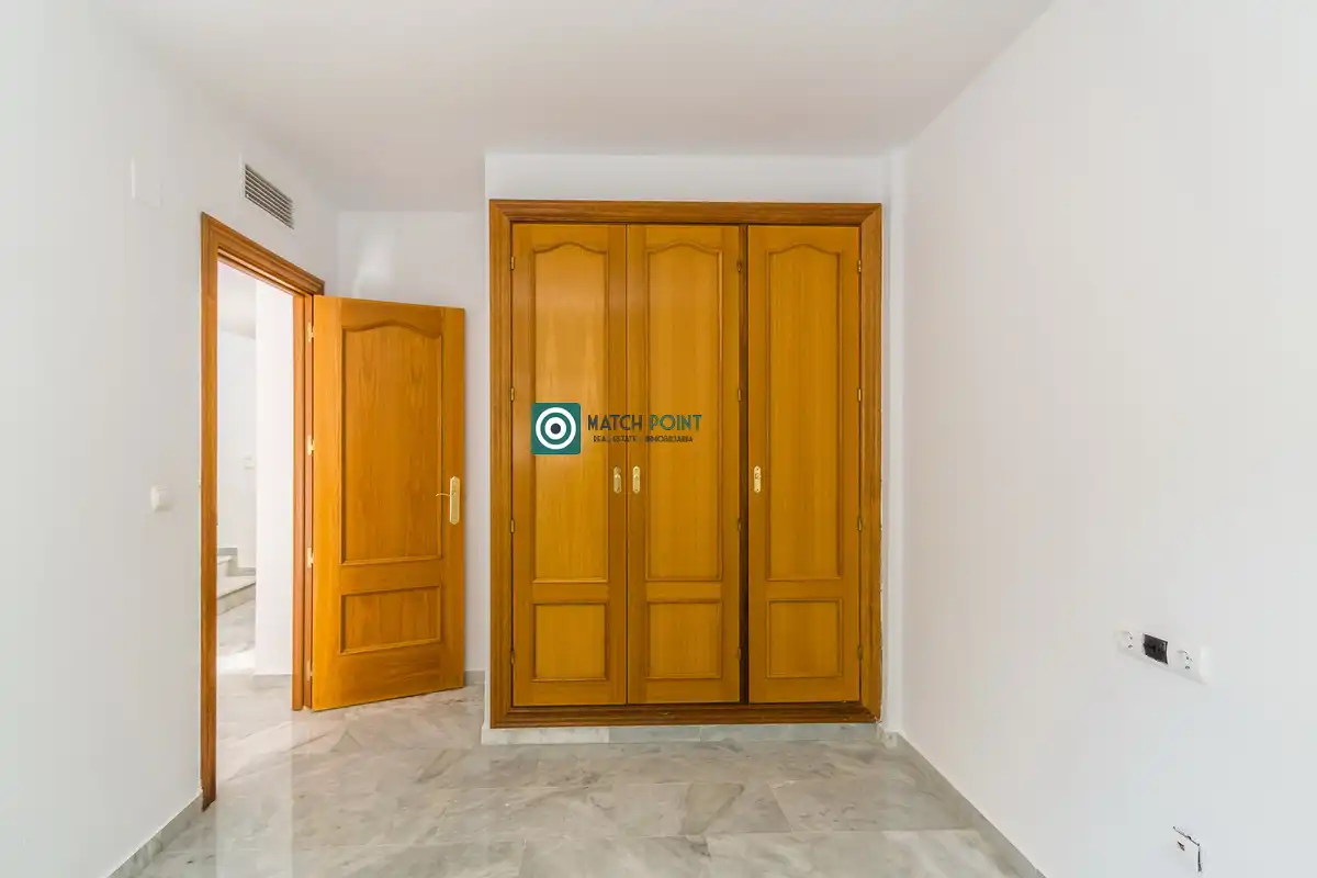Bedroom of Detached homes for sale in Almuñécar